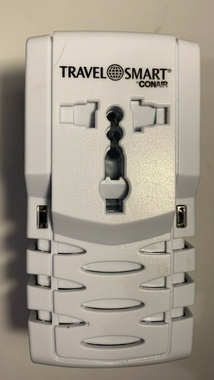 TRAVEL SMART All-In-One Adapter Converter Combo Unit