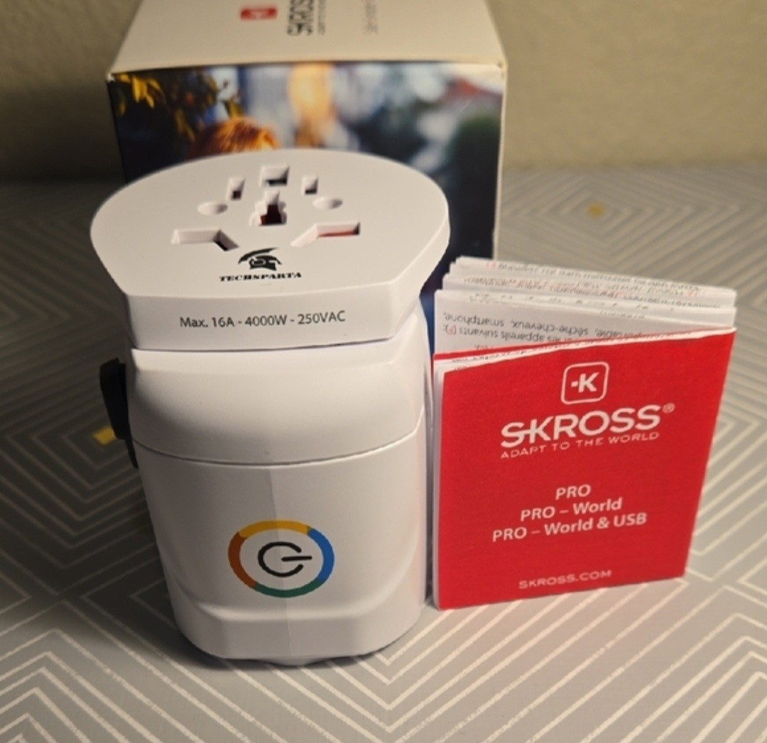Tumi Grounded Electric Travel Adaptor Skross World Adaptor Pro
