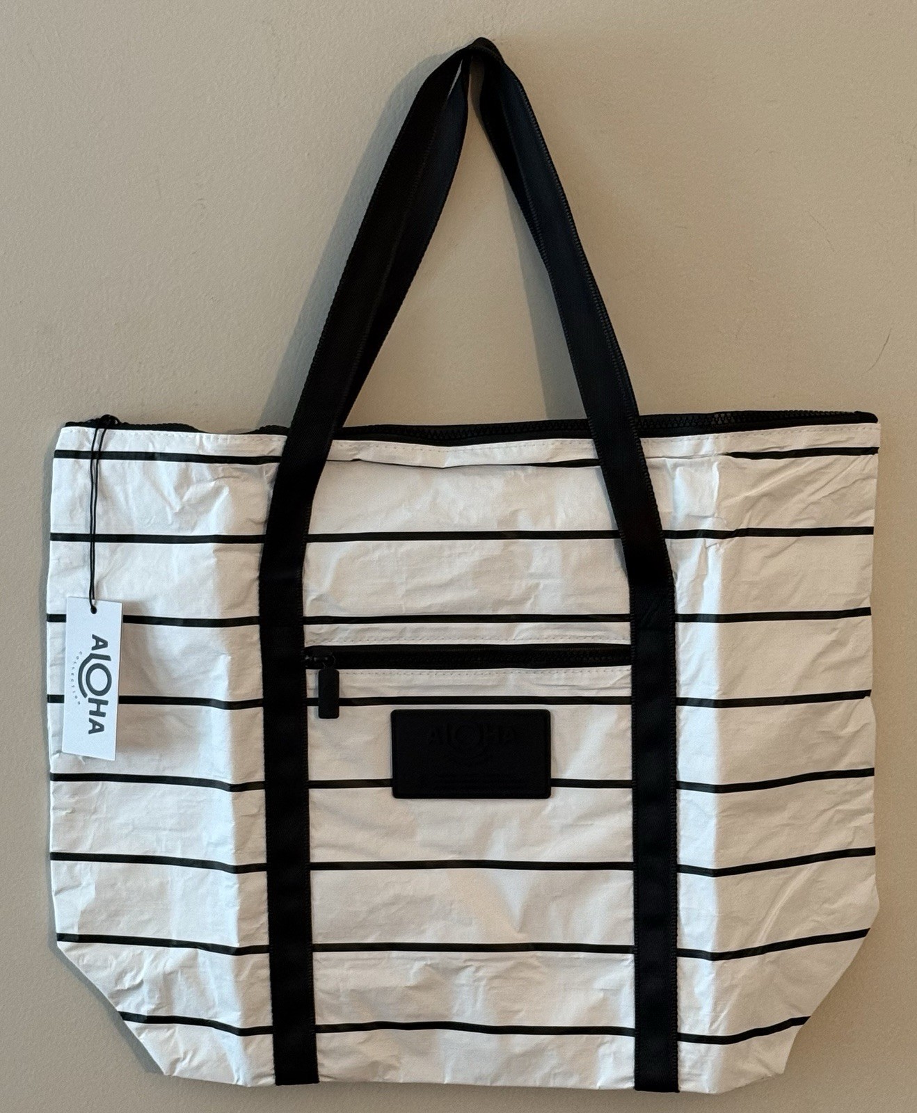 Aloha Collection Pinstripe Zipper Tote Black White Tote Bag NWT W/ Bag