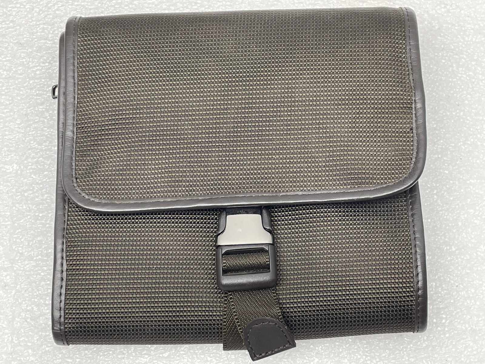SAMSONITE BLACK LABEL QUAD FOLD ACCESSORY ESSENTIAL KIT BAG TIE TOILETRY CARRY