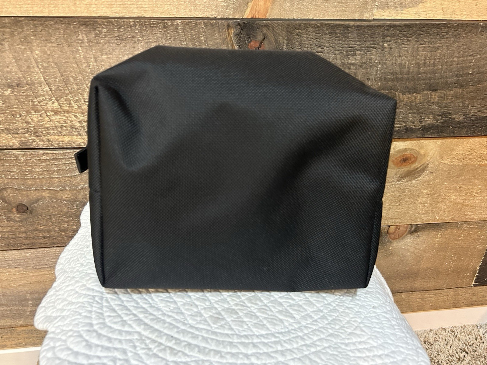 Tumi Black Travel Toiletry Bag Top Zip 10”x8”x4”