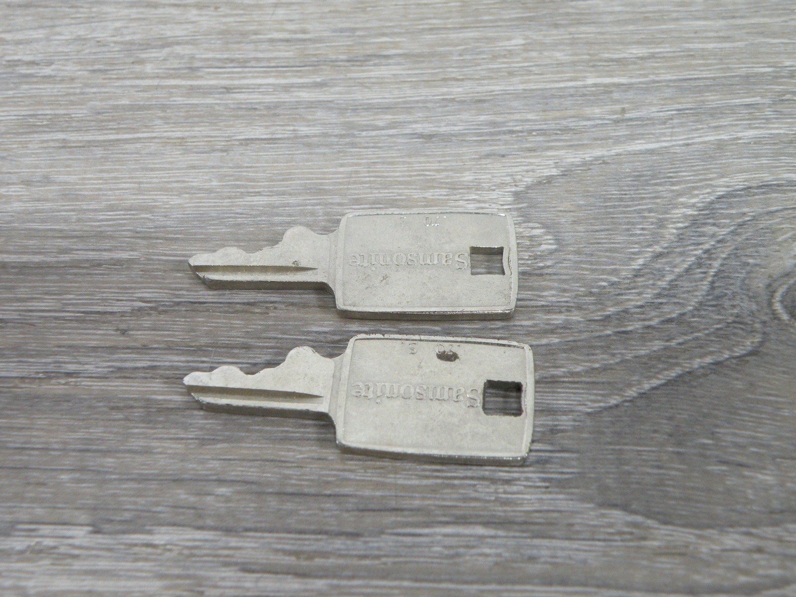 Samsonite Replacement Luggage Keys Set of Two 134 S & 150 S Travel Suitcase Lock
