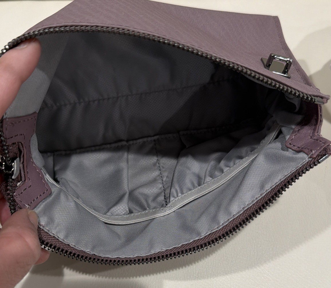 New TUMI VISTA NYLON ZIPPERED SMALL TRAVEL POUCH Bag Heather Lines Print Purple