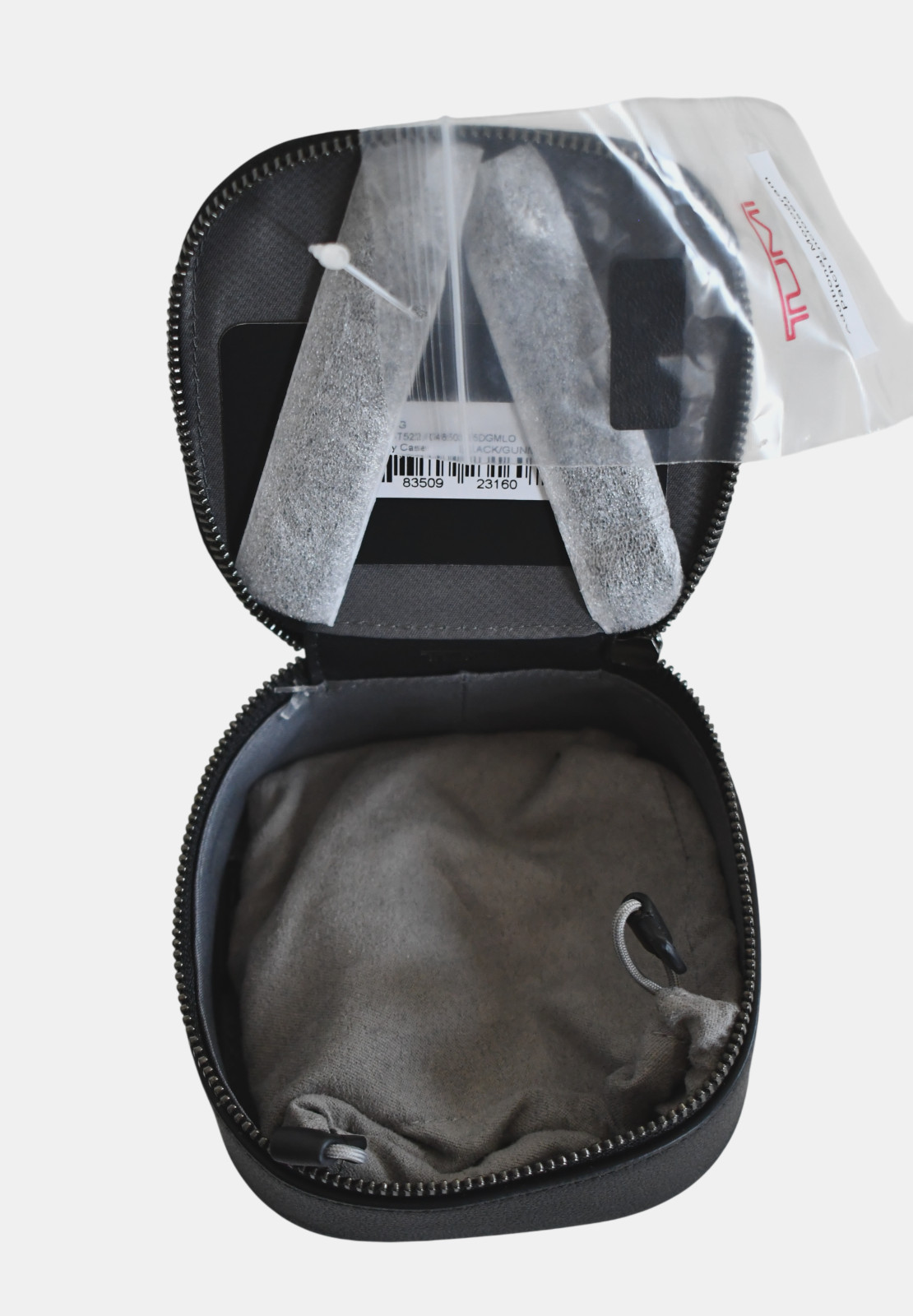 NEW TUMI SLG Black Leather Zip-Around Travel/Storage JEWELRY CASE Box