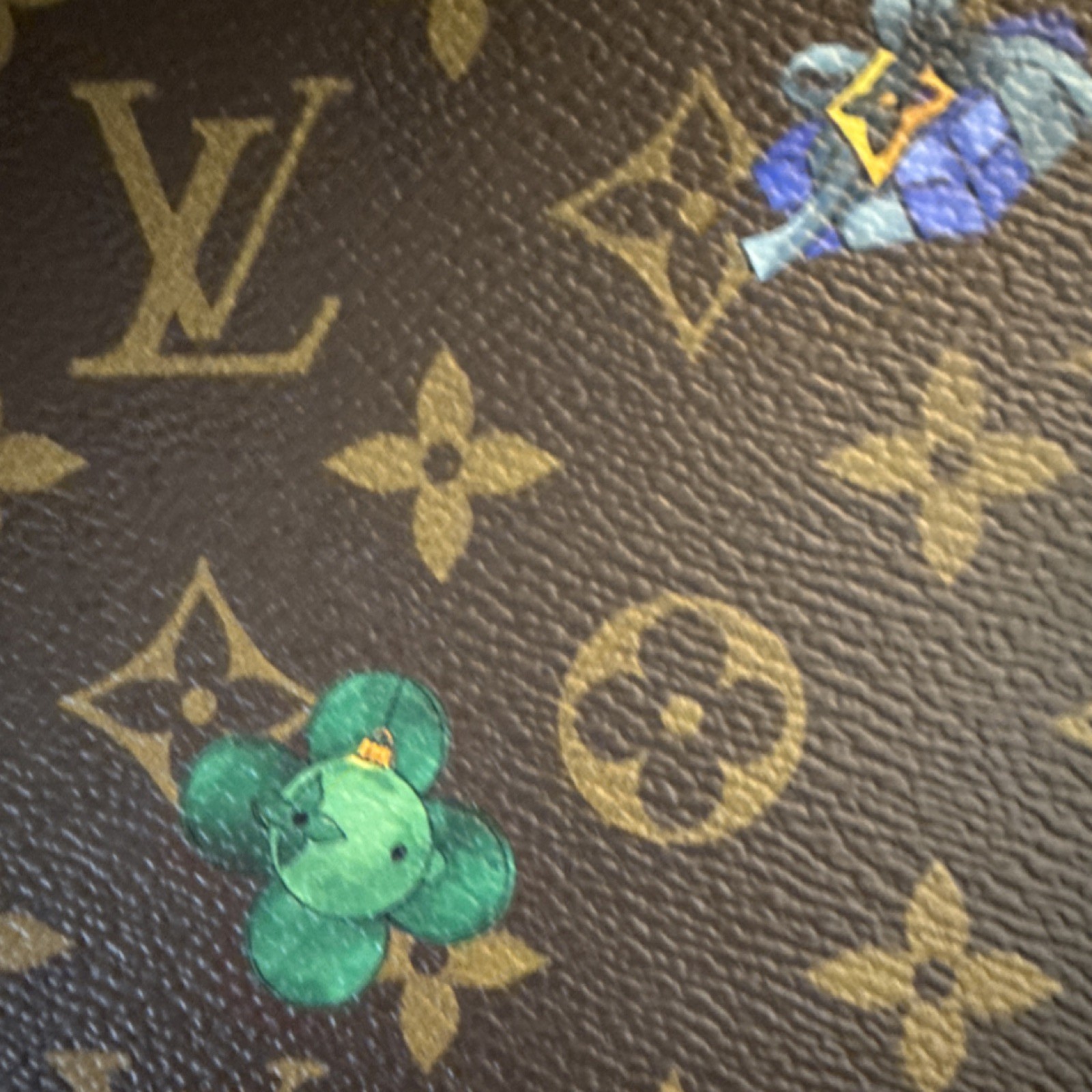Louis Vuitton Vivienne Holiday Notebook Cover MM