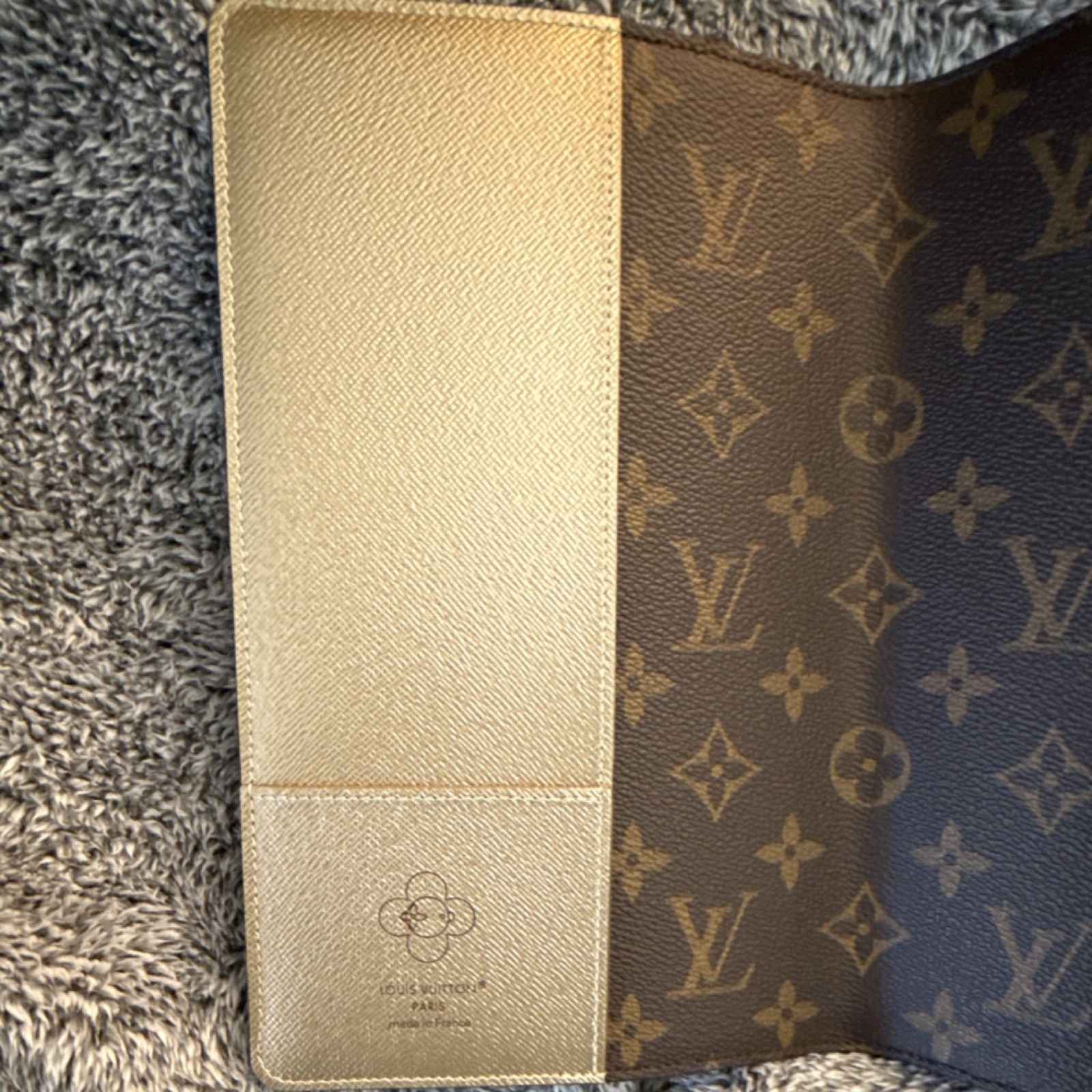 Louis Vuitton Vivienne Holiday Notebook Cover MM