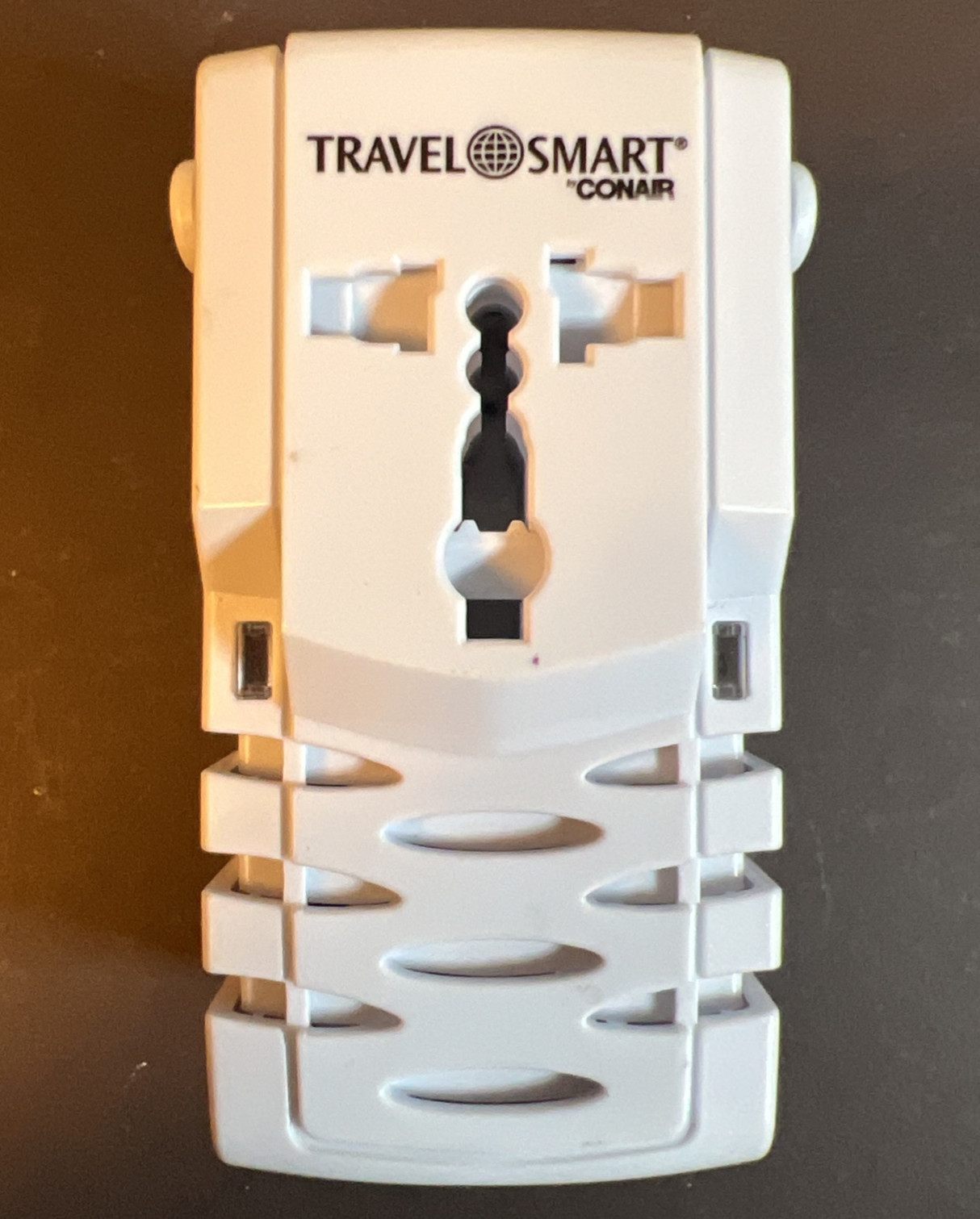 Travel Smart Conair All-In-One Adapter and Converter Combo Unit TS253ADN White