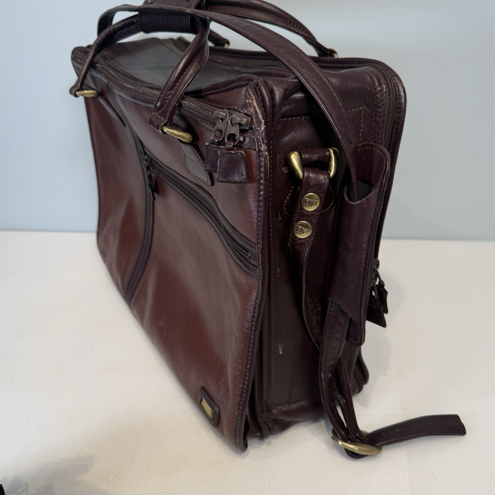 LAND The Leather Collection 3 Piece Travel Set Multiple Compartments Brass