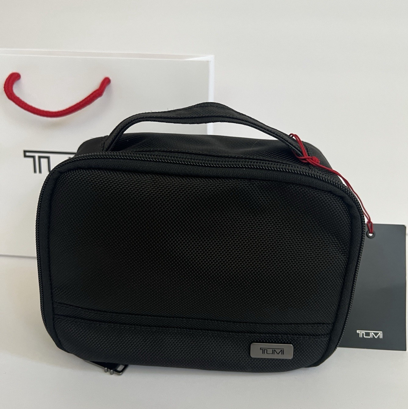 Tumi Black Cube Travel Pouch Accessory Zipper Bag