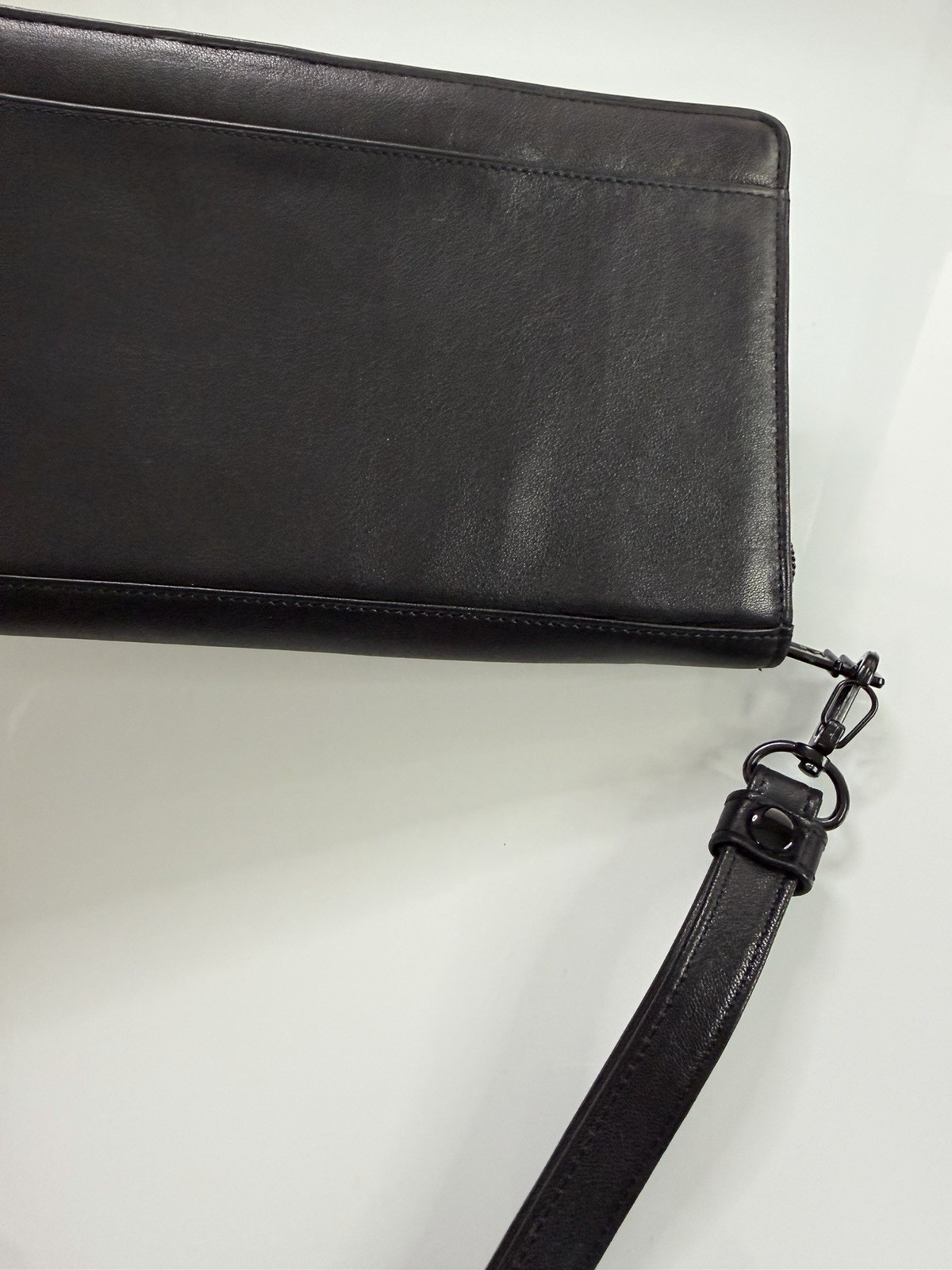 TUMI Travel Zip Around Travel Case Passport Cards New Item: 01775D