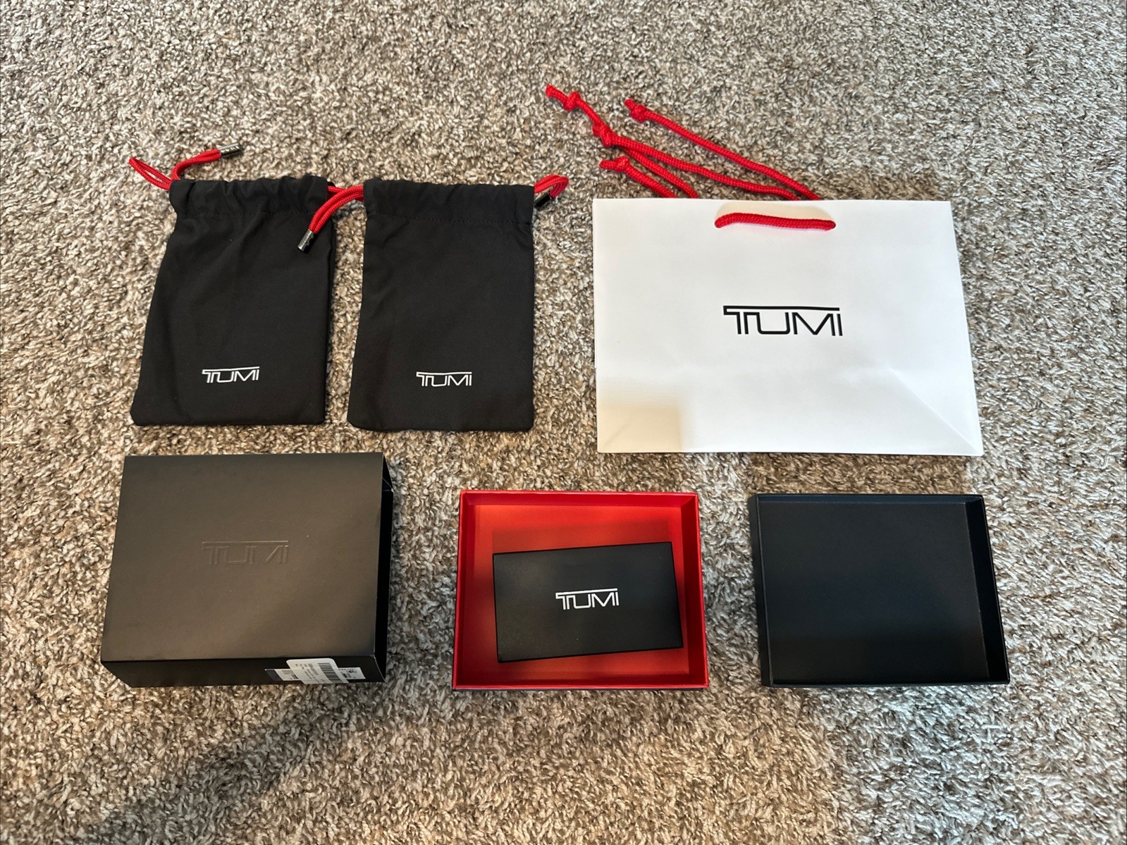 1 Tumi Empty Wallet Box 1 White Store Bag 2 Accessories Storage Bags