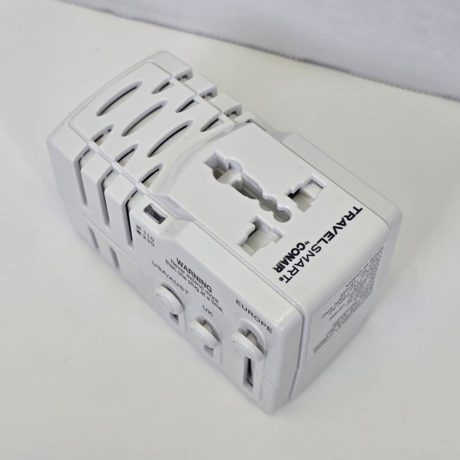 Travel Smart Conair All-In-One Adapter & Converter Combo Unit TS253AIRX MINTY