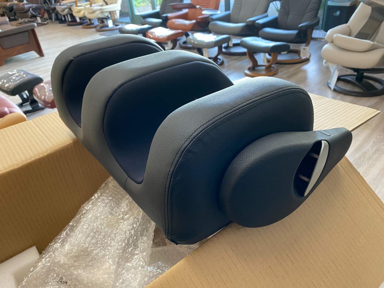 New Human Touch HT-104 Massage Chair Footrest Calf and Foot Massager – Black